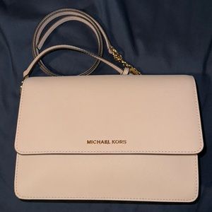 Michael Kors Crossbody Bag